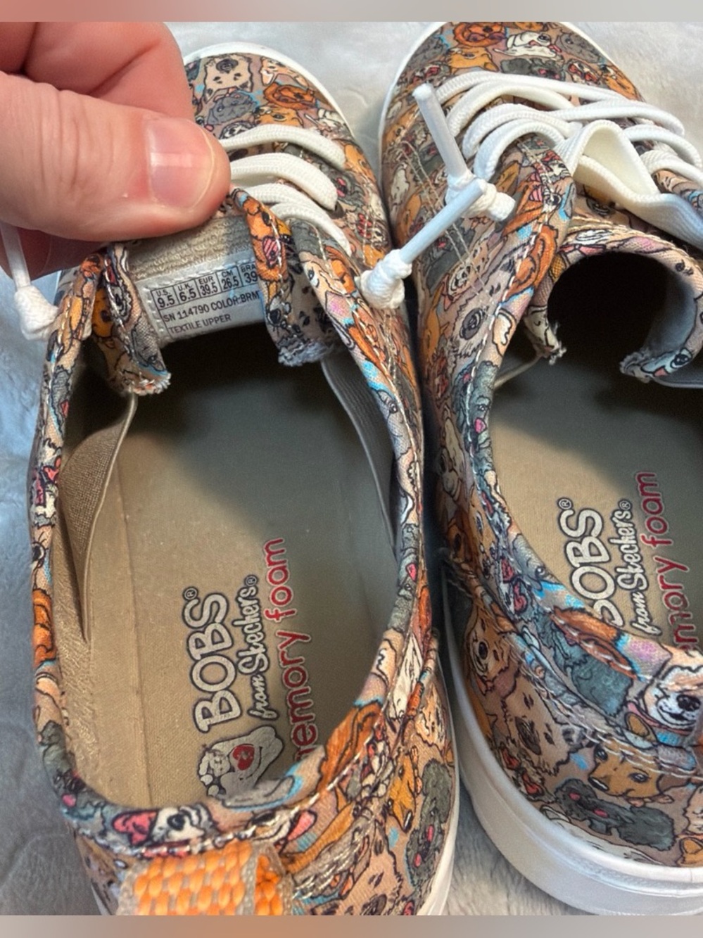 Casual Dog Print Lace-Up Sneakers in Multi-Tone - Picture 3 of 6